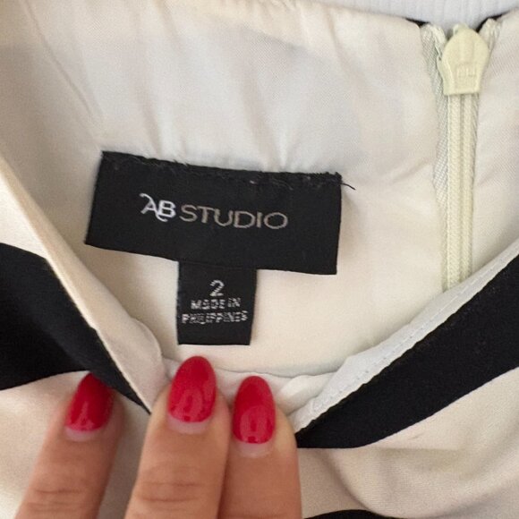 Chic Black & White Striped Dress with Bold Yellow Sash - Picture 2 of 2